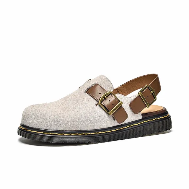 Outdoor leather sandals